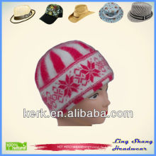 LSA10, Bonnet à tricoter Angora Beanie en vedette